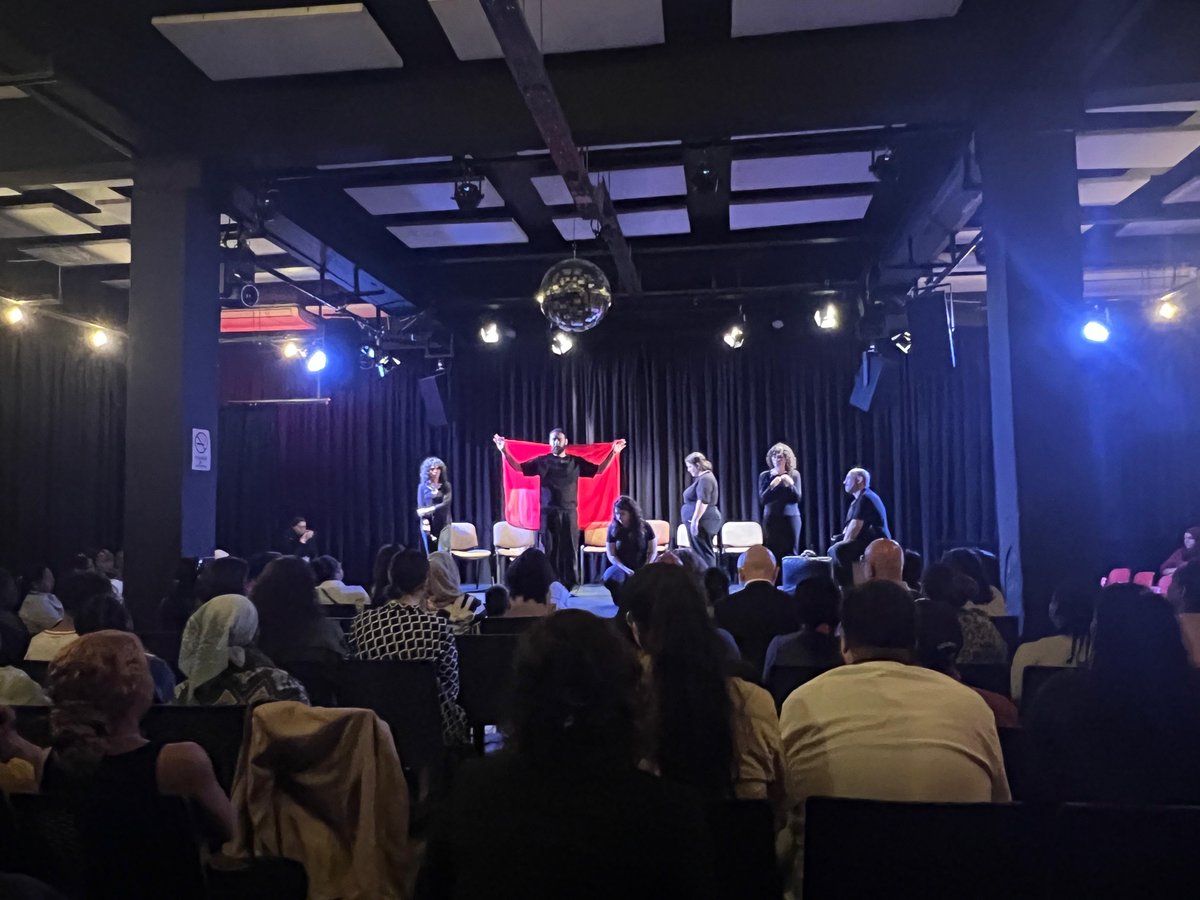 On the occasion of Labor Day, "Kafa" collaborated with "Laban Theater", to organize a playback theater performance, improvised from the stories shared by women migrant domestic workers.
In addition to publicly talking about violence and discrimination under the sponsorship