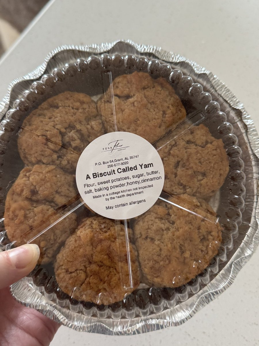 Farmers market day is my favorite! #eatrealfood 

<a href="/realfoodology/">Courtney Swan</a>