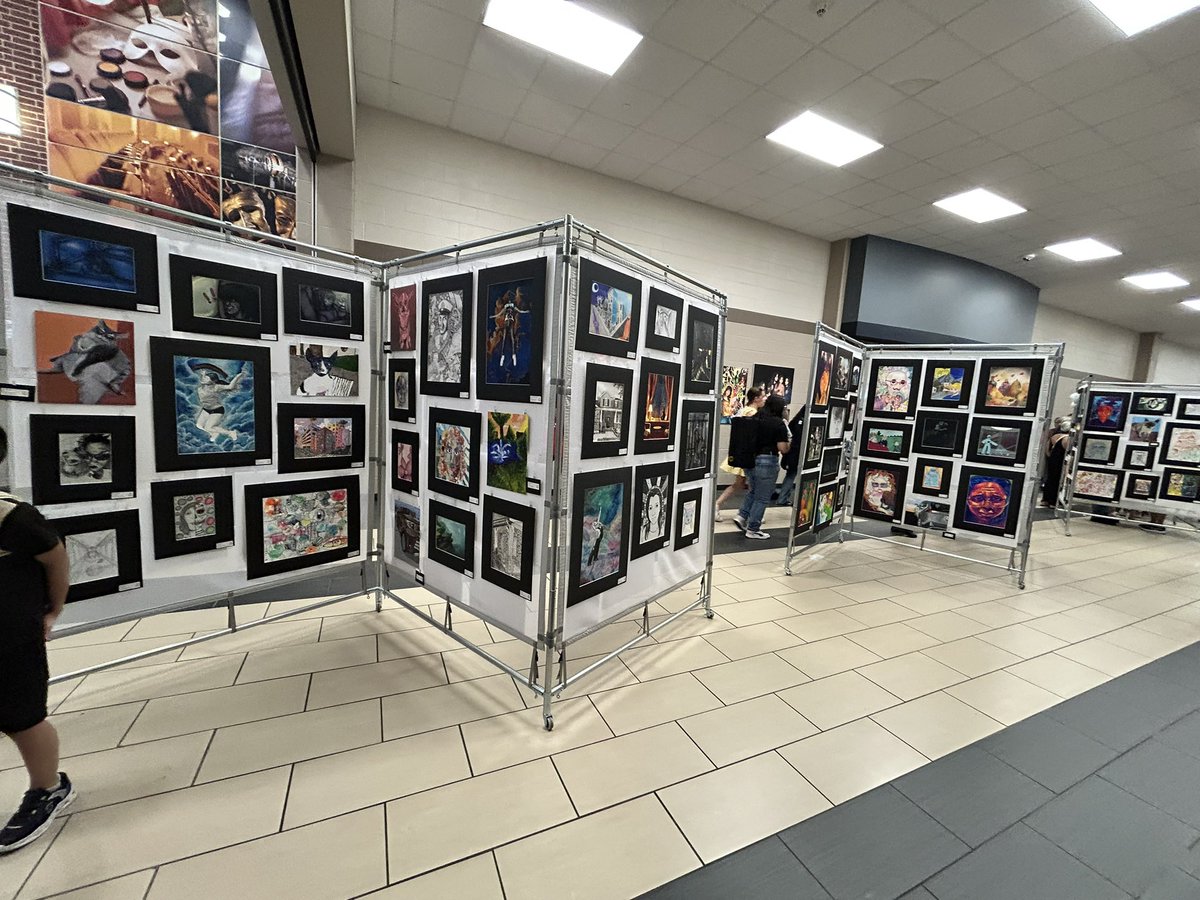 TMHS_ART tweet media