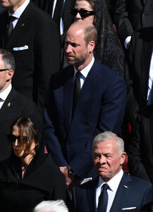 Royal Circular tweet media