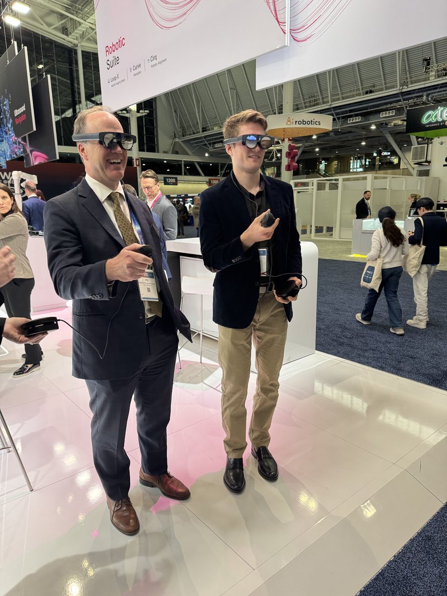 Thomas Beaumont, MD, PhD, FAANS (@tbeaumont) on Twitter photo Always great seeing <a href="/BobCarterMD/">Bob Carter MD PhD</a> today with his son <a href="/AANSNeuro/">AANS</a> 2025. Here in mixed reality describing ventricular anatomy. Delighted to help develop this amazing technology. #neurosurgey <a href="/UCSDNeuroSurg/">UC San Diego Neurological Surgery</a> <a href="/Brainlab/">Brainlab</a> Always great seeing <a href="/BobCarterMD/">Bob Carter MD PhD</a> today with his son <a href="/AANSNeuro/">AANS</a> 2025. Here in mixed reality describing ventricular anatomy. Delighted to help develop this amazing technology. #neurosurgey <a href="/UCSDNeuroSurg/">UC San Diego Neurological Surgery</a> <a href="/Brainlab/">Brainlab</a>