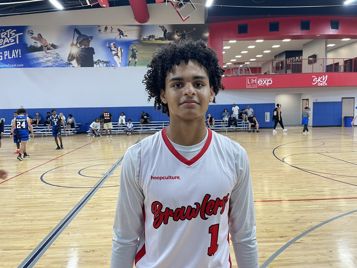 HoopSeenFL's tweet image. #FLJam Varsity: Kedwin Hawkins had a loud 22 points to lead Brawlers 2027 to a convincing win