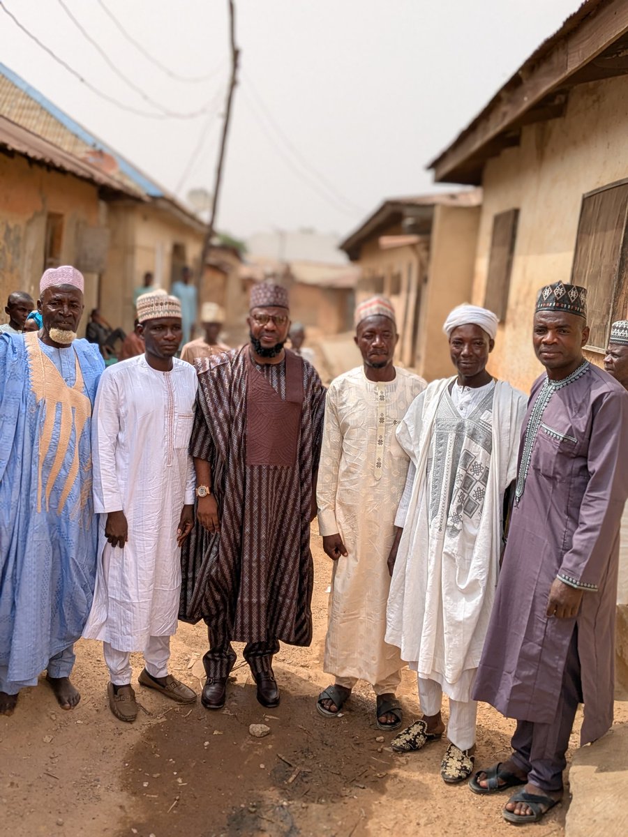 abumuhibba's tweet photo. Attended five weddings In my locality, they said all politics is local. https://t.co/LIzKYhfa8n