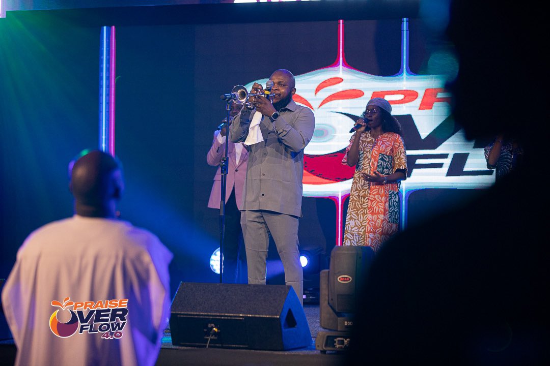 Praise_Overflow's tweet image. The trumpet has always carried a deep sound of victory in Scripture; from Jericho’s walls falling to the calls of heaven itself.
Today, through Uwana Etuk’s trumpet, God released a prophetic sound over Praise Overflow 4.0.
Every blast carried freedom and joy…..