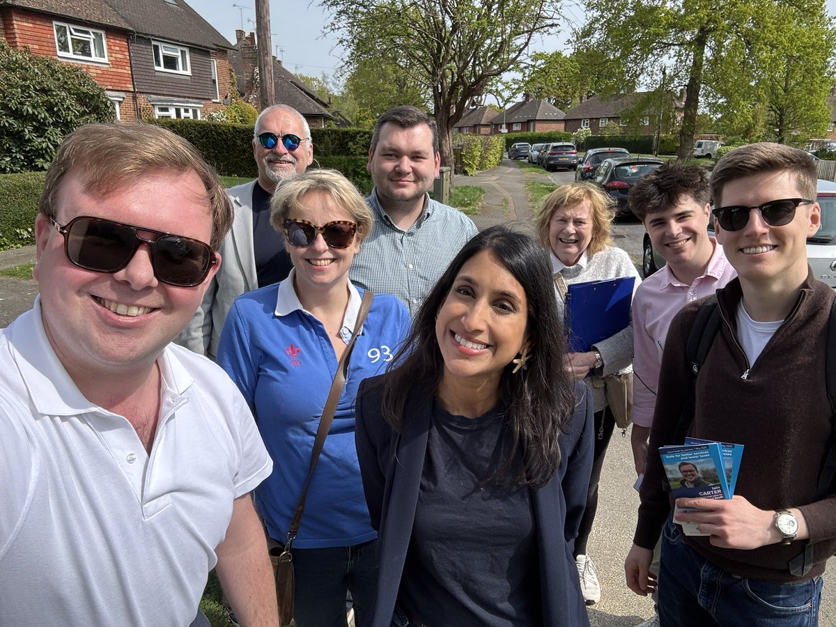 🌳 Out and about campaigning with <a href="/ClaireCoutinho/">Claire Coutinho</a>, <a href="/_Lisa_Townsend/">Lisa Townsend</a>, and East Surrey <a href="/Conservatives/">Conservatives</a> ahead of the Oxted South by-election on 1 May.

🗳️ It can’t change who runs the council - but local people can send a message that they want lower taxes and better services.
