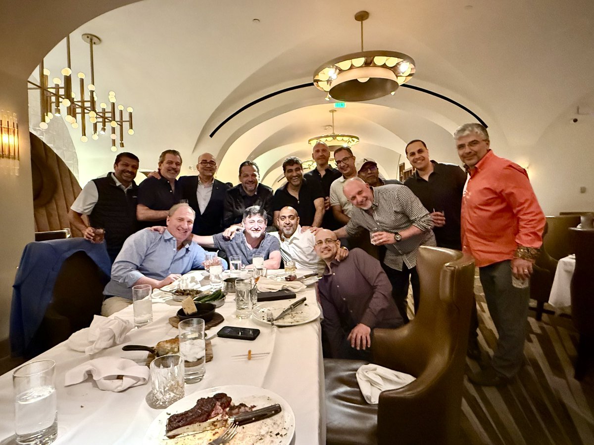 Mutahar Ahmed (@roboticsurology) on Twitter photo Kicked off #AUA25 last night with a great dinner — made it despite a flight delay! Always nice catching up with old friends and many of my residents. <a href="/NYSAUA/">New York Section AUA</a> <a href="/AmerUrological/">Amer. Urol. Assn.</a> Kicked off #AUA25 last night with a great dinner — made it despite a flight delay! Always nice catching up with old friends and many of my residents. <a href="/NYSAUA/">New York Section AUA</a> <a href="/AmerUrological/">Amer. Urol. Assn.</a>