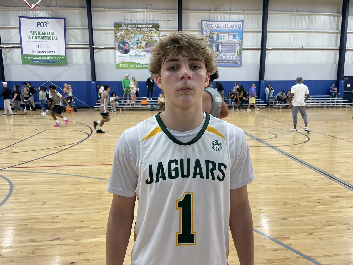 HoopSeenFL's tweet image. #FLJam Varsity: Zach Bombardier scored 16 points and led the charge in a Jupiter Jaguars win