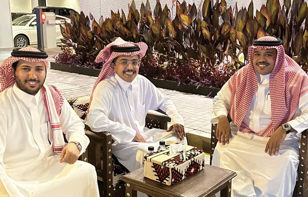 راشد ابراهيم (@rashid_192) on Twitter photo مع أخواني <a href="/muhamad_aldarim/">محمد الدريم</a> <a href="/Bdah_1212/">بداح بن زايد السهلي 🇸🇦</a> الغالين الدعمين لي في بدياتي
وترقبو اعلان صفقة مع <a href="/Aldarim_Aleaqar/">الدريم العقارية</a> مع أخواني <a href="/muhamad_aldarim/">محمد الدريم</a> <a href="/Bdah_1212/">بداح بن زايد السهلي 🇸🇦</a> الغالين الدعمين لي في بدياتي
وترقبو اعلان صفقة مع <a href="/Aldarim_Aleaqar/">الدريم العقارية</a>