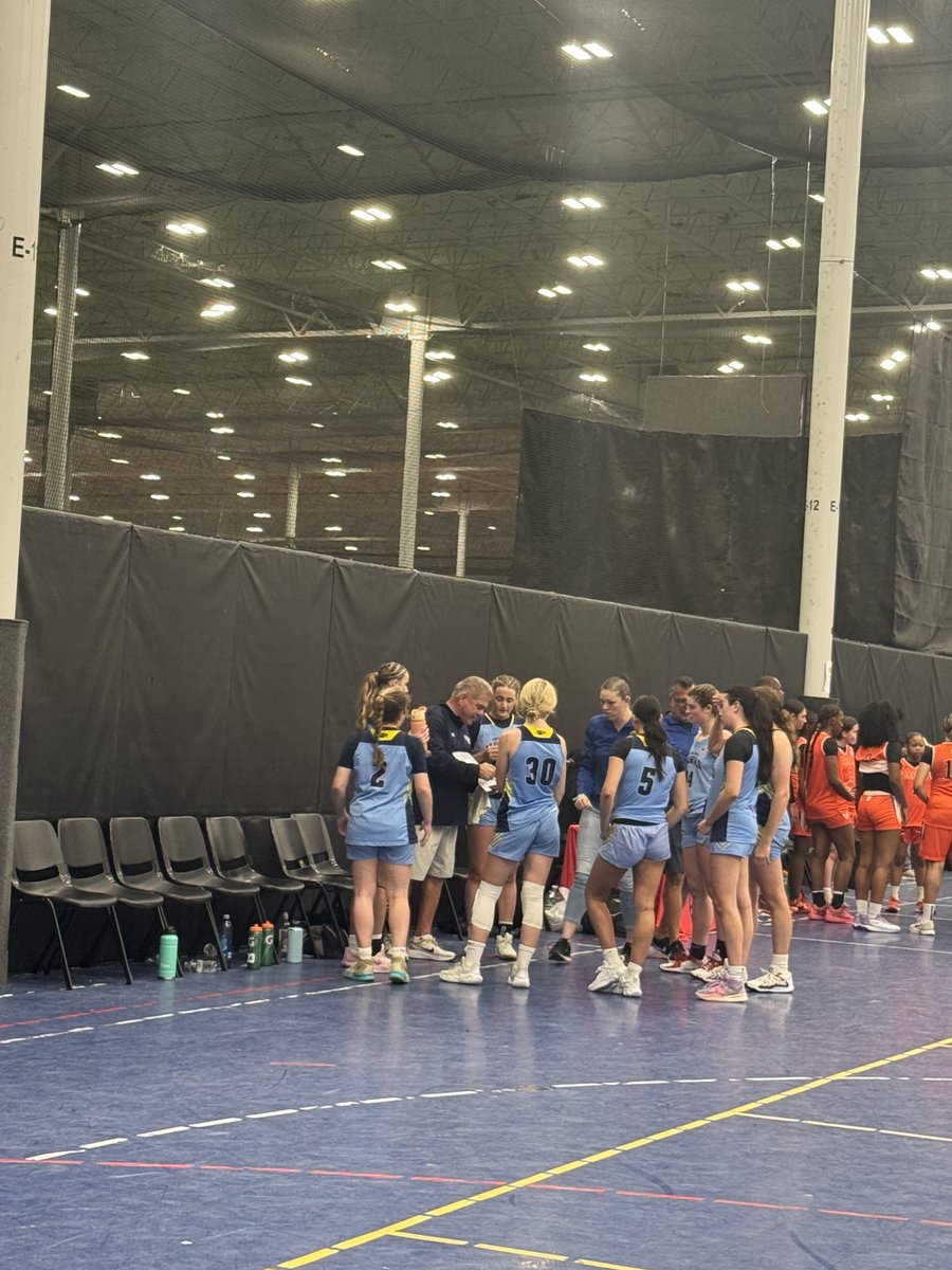 ⁦<a href="/CJHawksaau/">CJ Hawks</a>⁩ 1-1 today at ⁦<a href="/SelectEventsBB/">Select Events Basketball</a>⁩ team had a comeback first game win and second game 2 point loss showing coaches they compete tough💪🏻 ⁦#allin