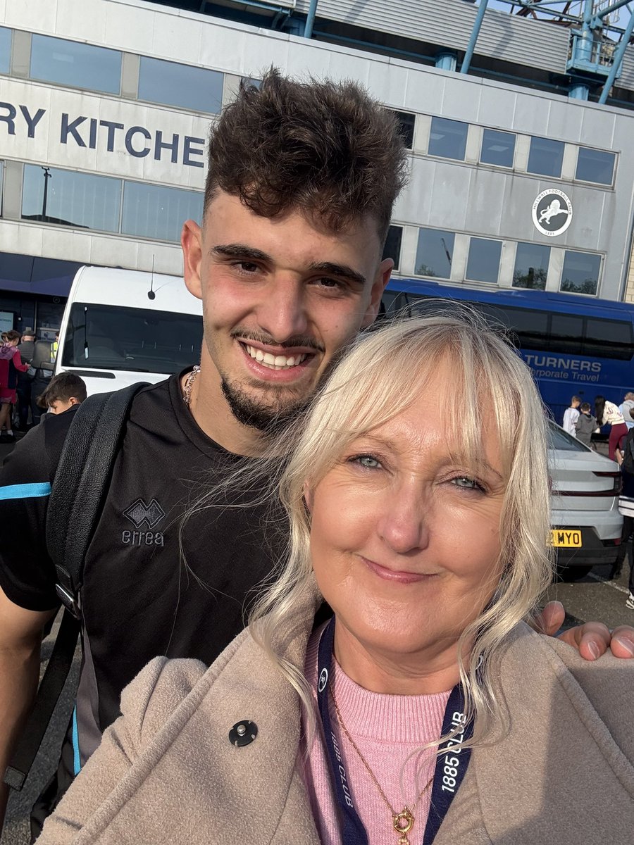 Donna Connor (@ding_dong1967) on Twitter photo 