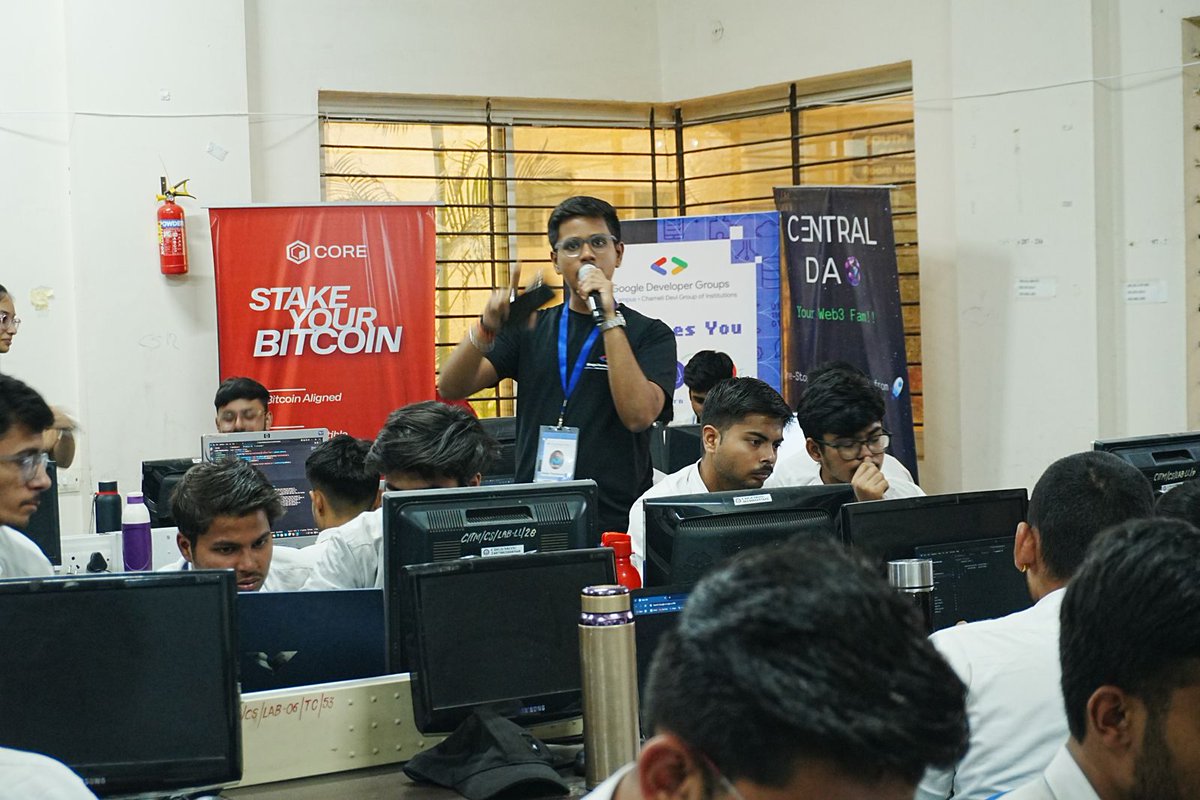 Central_DAO's tweet image. Absolutely electric workshop on @Coredao_Org
Deep-dived into how CORE leveled up DeFi on Bitcoin and deployed live smart contracts on the CORE chain.
Energy was Amazing & Builders went crazyyy!