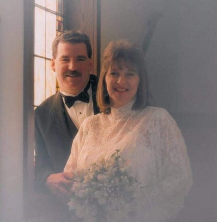 LittleP133's tweet photo. Happy Anniversary to my hubby Tom @spudspooner !

The last 28 have certainly been great!🥰🥰🥰 https://t.co/tu1m2B63XE