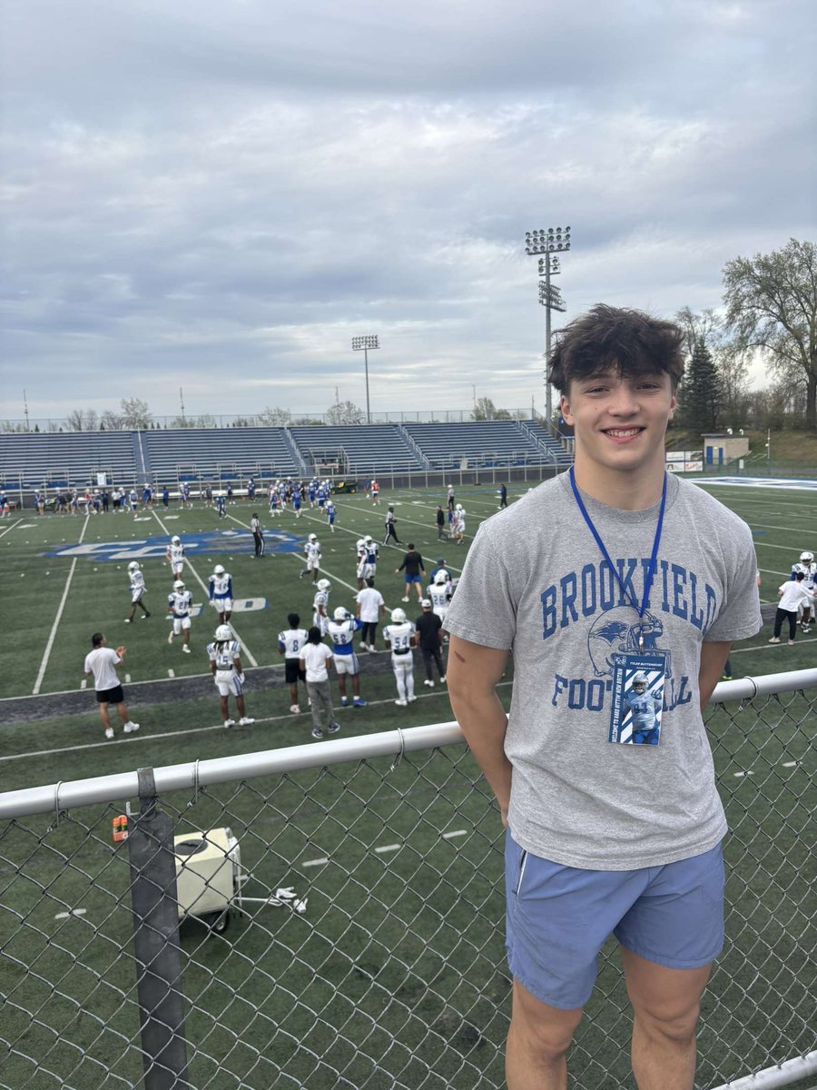 2STyTy's tweet image. Had a great time watching @ccsu_fb spring game. Thank you coach @CoachLecht for having me. @BrookfieldFball