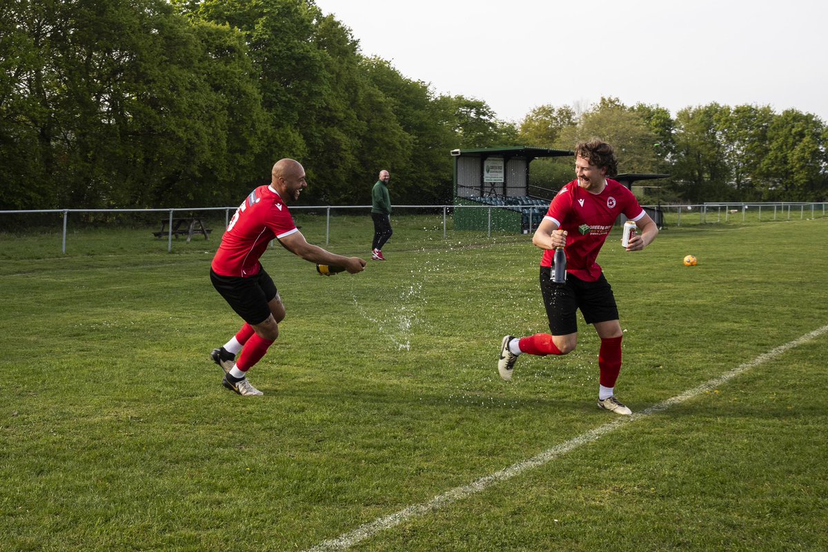 Staplehurst Monarchs Football Club tweet media