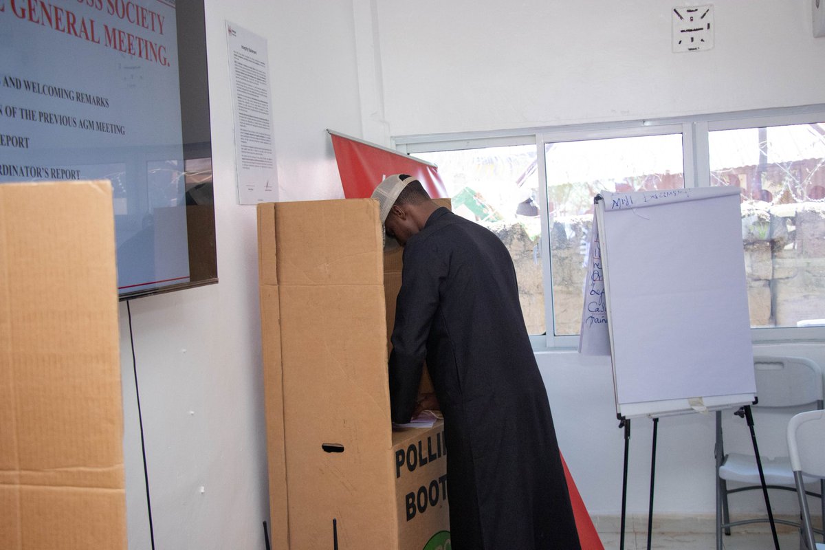 Mahat Haji Osman (@mahdiusman8) on Twitter photo Thank you to all the youth members of the <a href="/RedCrossYouthKE/">Kenya Red Cross Youth</a> <a href="/KenyaRedCross/">Kenya Red Cross</a> Garissa branch for your trust and for re-electing me to serve a second term as Chairperson of the Youth Board Committee. I am truly honored and excited to continue working alongside you.
Ahsanteni sana🙏 Thank you to all the youth members of the <a href="/RedCrossYouthKE/">Kenya Red Cross Youth</a> <a href="/KenyaRedCross/">Kenya Red Cross</a> Garissa branch for your trust and for re-electing me to serve a second term as Chairperson of the Youth Board Committee. I am truly honored and excited to continue working alongside you.
Ahsanteni sana🙏