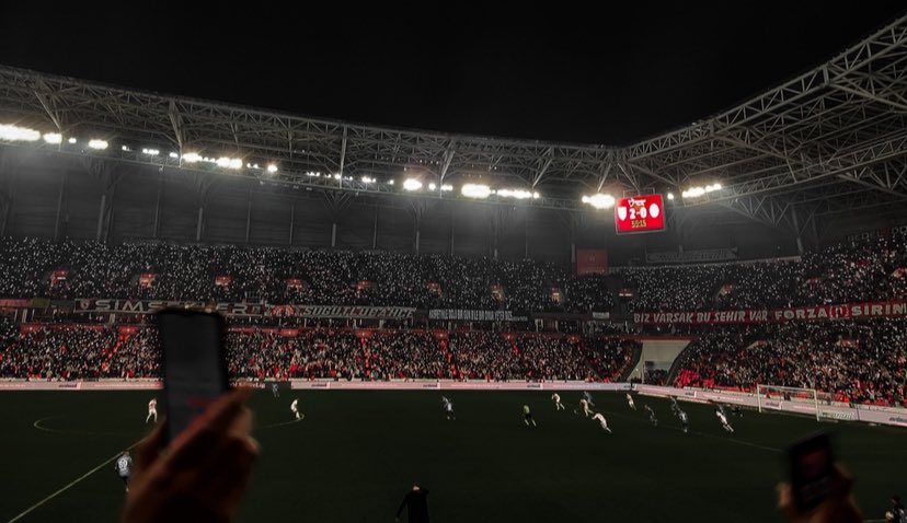 ESKİ RUH.

TARAFTAR TRİBÜNDE TAKIM SAHADA GEREKİNİ YAPALIM.

Yap kale arkasını 55 tl ❤️

Yap maratonu 155 tl 🤍

JUCT FOCUS! OUR ROUTE IS EUROPA.

<a href="/Samsunspor/">Samsunspor 🇹🇷</a> <a href="/YY_Samsun/">Yüksel YILDIRIM</a> <a href="/sonersoykan1/">Soner SOYKAN</a>