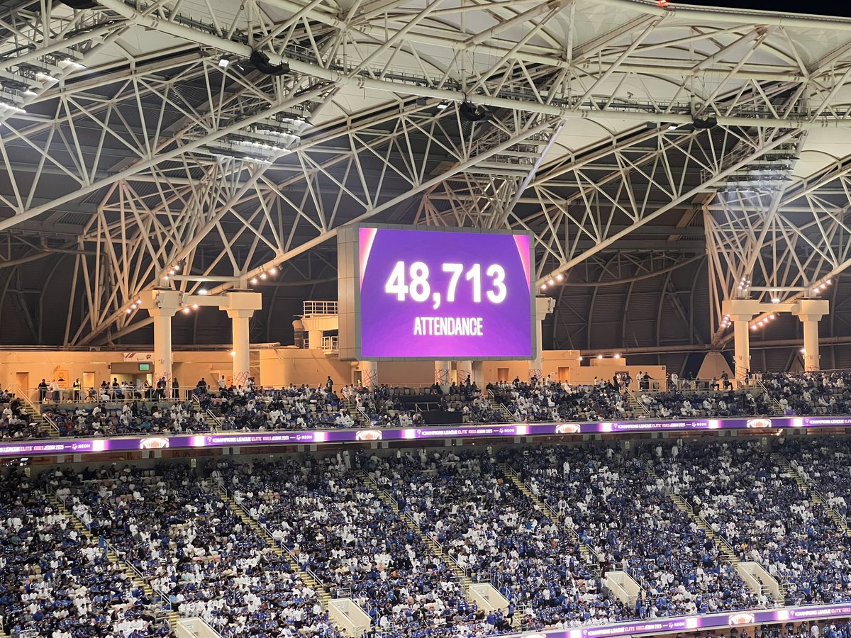 hilalstuff's tweet photo. — 🗣️ عدد الحضور الجماهيري في مباراة الهلال وغوانغجو  48.713 متفرج

— 🗣️ عدد الحضور الجماهيري في مباراة الأهلي وبوريرام 43,027 متفرج

شعبية الهلال 👏💙 https://t.co/HFxxbF7EdP