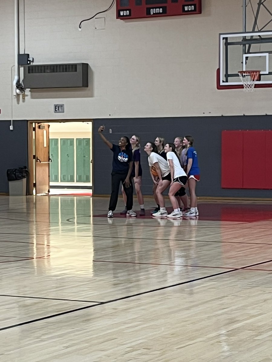 MaxOUTBball's tweet photo. “Greatness is not a solitary pursuit; it’s a spark that ignites the potential in others.”

Smiles &amp; Sweat! Another great session with our high school girls in the books! 🏀🔥 #MaxOUT #BasketballTraining #PlayerDevelopment #BasketballGrind #HoopDreams #MaxOUTBasketball https://t.co/2rC7069hpo