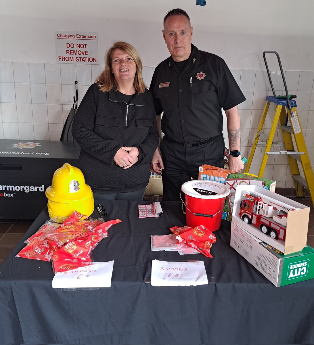 DACO_OpsDel's tweet image. Great to catch up with fellow @sfrs_fst Trustees @Rodmack20 and @kennyStark6089 earlier today, and meet some of the amazing volunteers raising vital funds for the charity at Bellshill and @scotfiredouglas Community Fire Stations.

Two fantastic open day events.