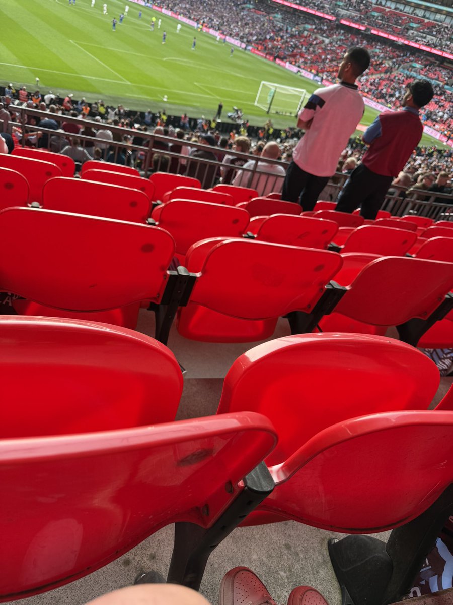 mones 84 tweet media