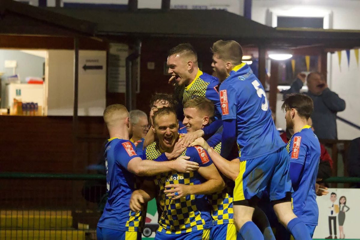Danny (@dannydraper_) on Twitter photo Slow start to the season but some group these lads. 10 goals to end on with, back enjoying the game again ๐๐ <a href="/doughboys_wtfc/">Wellingborough Town FC</a> Slow start to the season but some group these lads. 10 goals to end on with, back enjoying the game again ๐๐ <a href="/doughboys_wtfc/">Wellingborough Town FC</a>