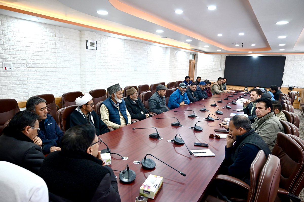 LADAKH 🌎TIMES (@ladakhtimes) on Twitter photo MP Ladakh Mohmad Haneefa chaired a review meeting at Council Secretariat, Kargil to assess developmental activities in Baroo. He stressed timely project execution, community cooperation, and announced a follow-up meeting in two months <a href="/Haneefa_Jan/">Mohmad Haneefa</a> MP Ladakh Mohmad Haneefa chaired a review meeting at Council Secretariat, Kargil to assess developmental activities in Baroo. He stressed timely project execution, community cooperation, and announced a follow-up meeting in two months <a href="/Haneefa_Jan/">Mohmad Haneefa</a>