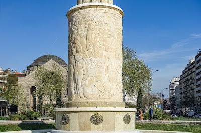 parisladouce's tweet photo. Paris : Fontaines de la Porte de Saint Cloud, monument Art déco décoré par le sculpteur Paul Landowski - XVIème
https://t.co/somOHGhjWO
#paris #paris16 #portedesaintcloud #patrimoine #fontaine #paullandowski #parispatrimoine #patrimoineparis https://t.co/igs3IZXogT