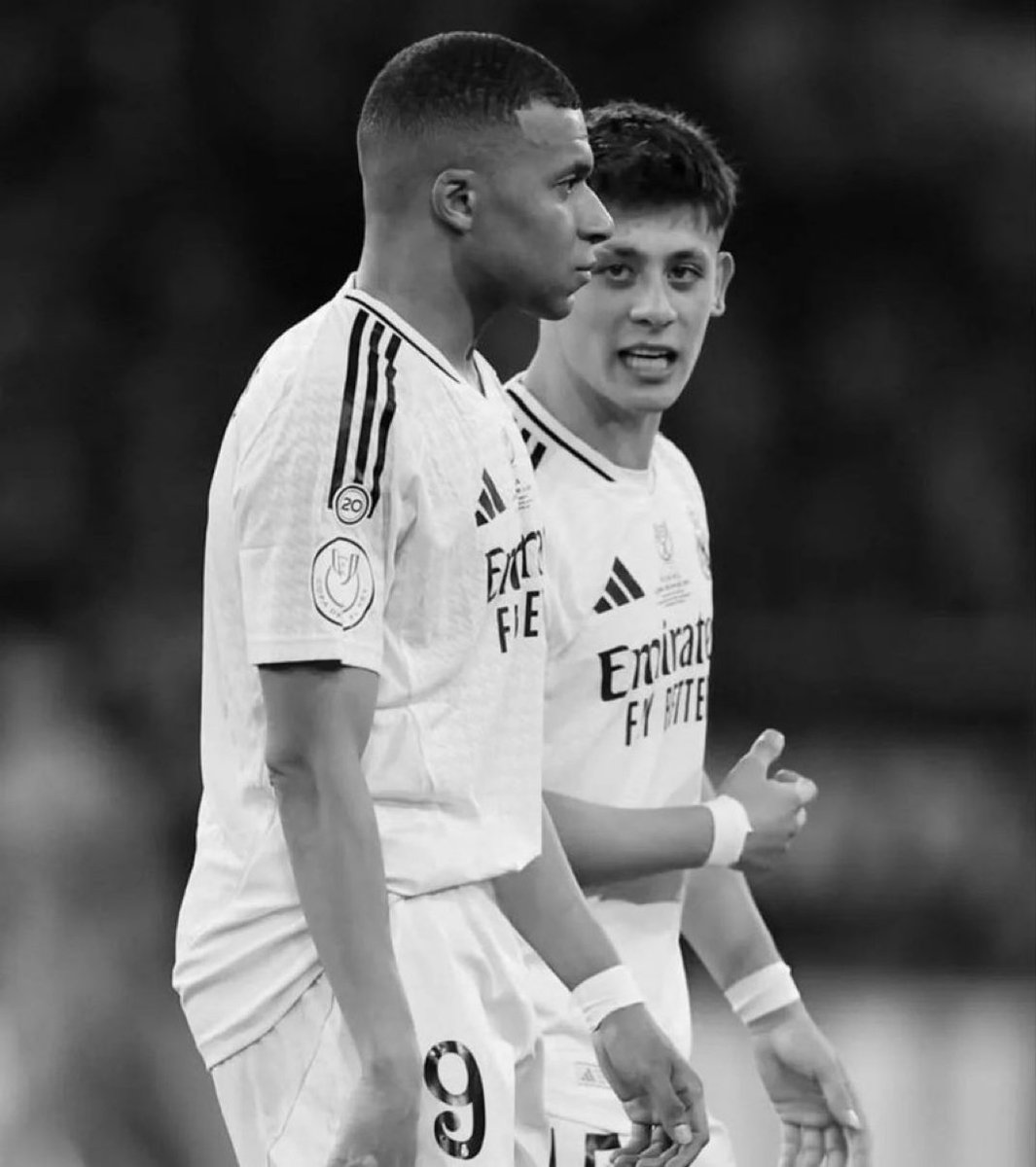 (fan) Trunks tweet media