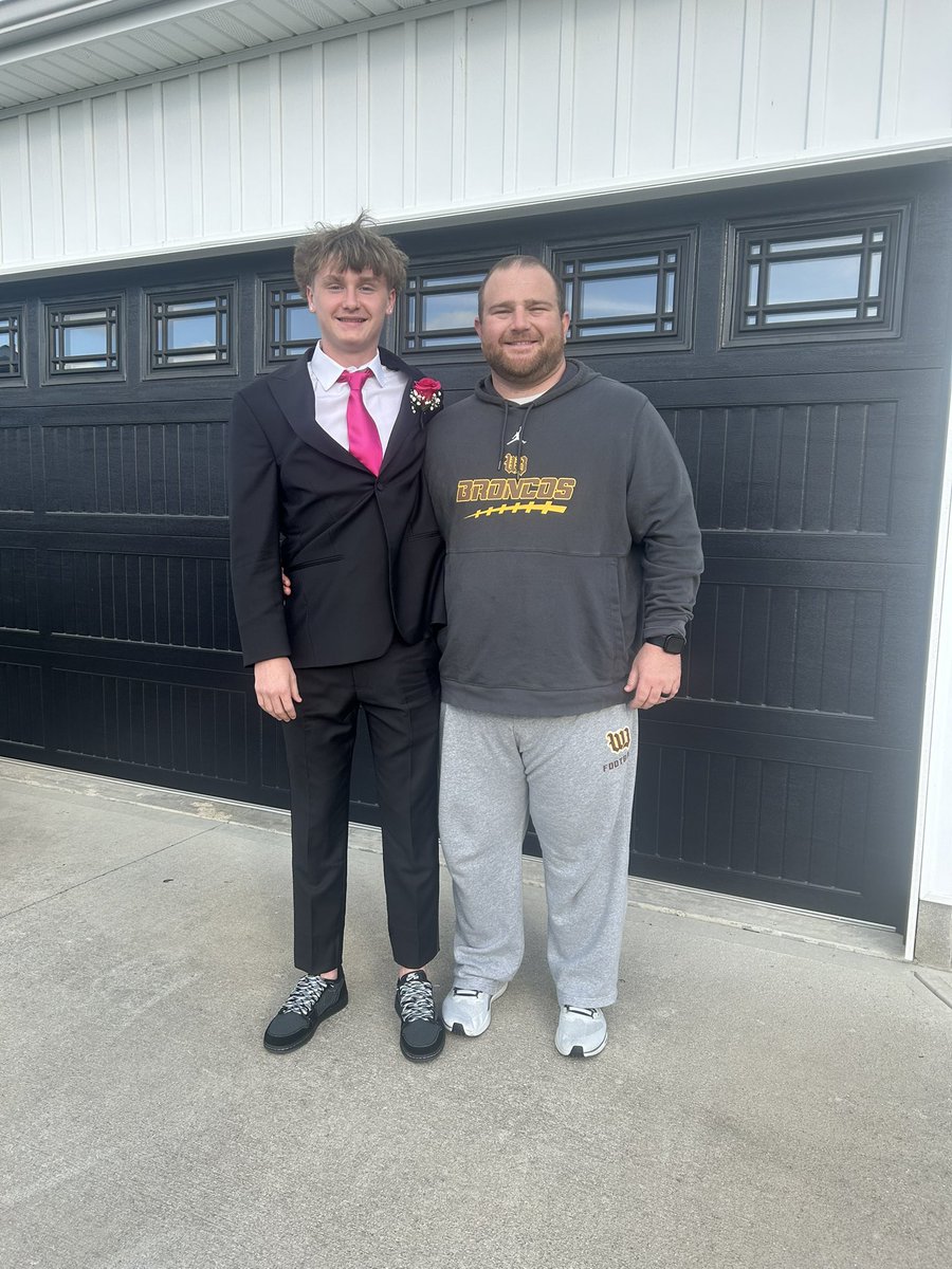 Always enjoy when players stop by for a picture on prom day!! Enjoy the night and make smart decisions!! #RiseAsOne #ALLIN