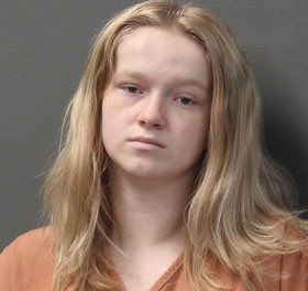 SeeRacists's tweet photo. ‼️Nebraska teen dubbed "Snow White" who SLIT NEWBORN son's throat after SECRET BIRTH, sentenced to 35 years in prison!

JUSTICE SERVED https://t.co/nzF0MaU2PL