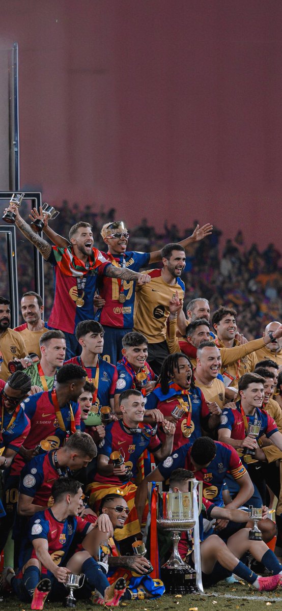 𝐂𝐡𝐚𝐦𝐩𝐢𝐨𝐧𝐬 💙❤️🏆