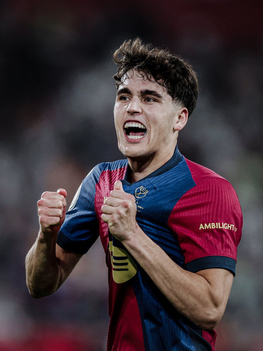 libyliby0055's tweet image. #برشلونة يحصد كأس ملك إسبانيا 
بفوزه في #الكلاسيكو بثلاث أهداف لهدفين 🚨🚨🚨🚨🚨 ألف مبروك 🎉 🎉 فيسكا البارسا أول خطوة نحو الثلاثية بعون الله