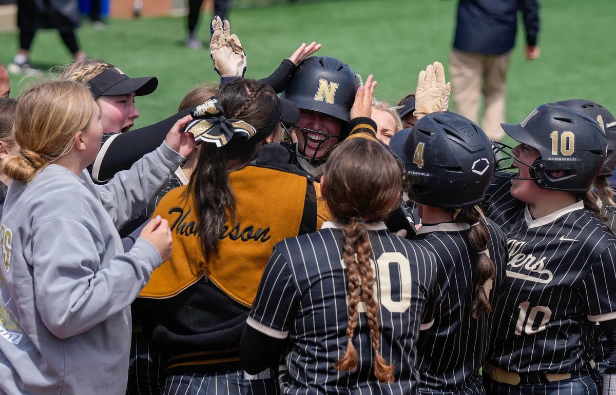 hank 🇰🇷 tweet media