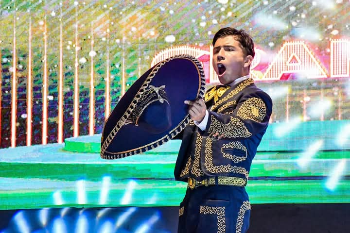 ChavaSantosC's tweet photo. Felicito con mucho cariño a todas y todos los talentos que ayer lo hicieron increíble en la gran final del concurso de canto “Profetas en Nuestra Tierra”, fue muy difícil elegir ganadores créanme pero ya todos triunfaron por estar arriba del escenario cumpliendo sus sueños 💚 https://t.co/MA4JmrBKG2