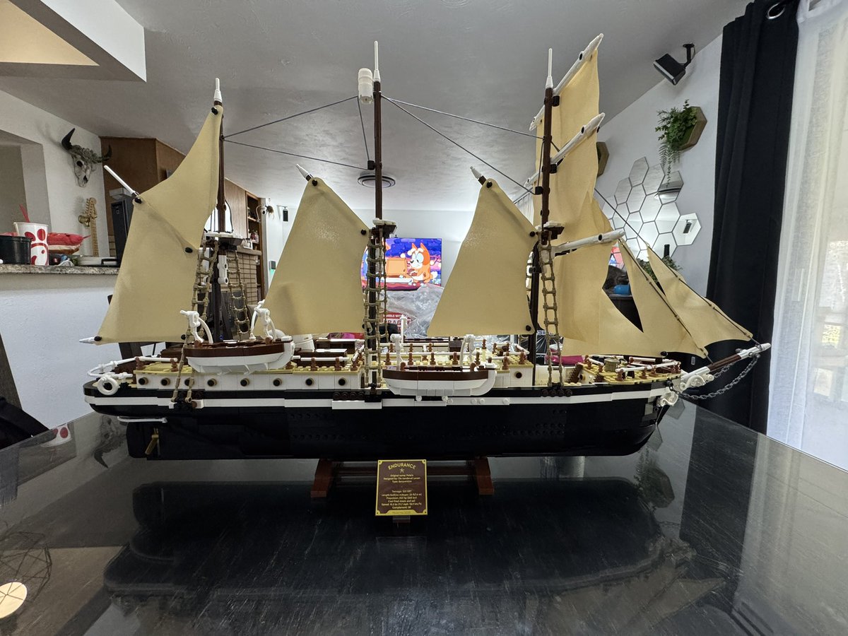 GuidingFire's tweet image. Not bad for a Chinese knock off!