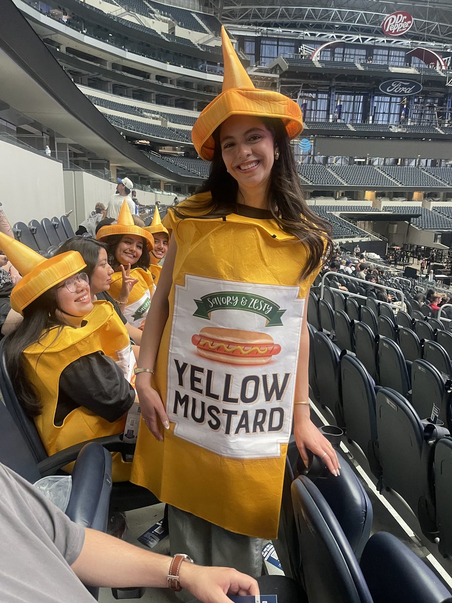 <a href="/adrianawadee/">adri.</a> Shid I’m right there