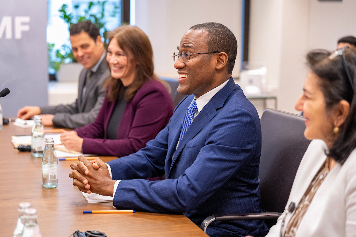 NigelClarkeJa's tweet image. Very good meeting with Egypt&apos;s economic team at #IMFMeetings. I welcomed Egypt&apos;s economic management amid multiple external shocks, and their commitment to decisive reforms.