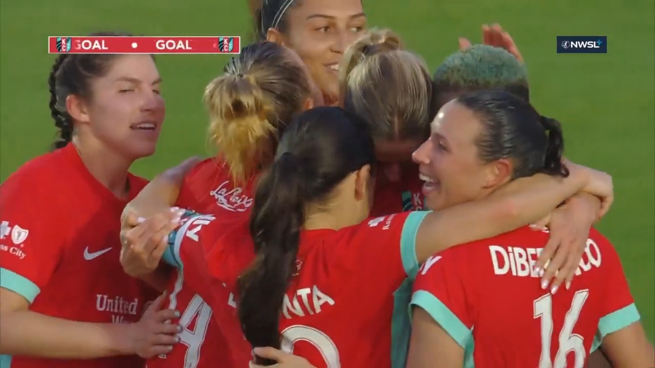 Haley Hopkins' first goal for @thekccurrent was brilliant 🤌