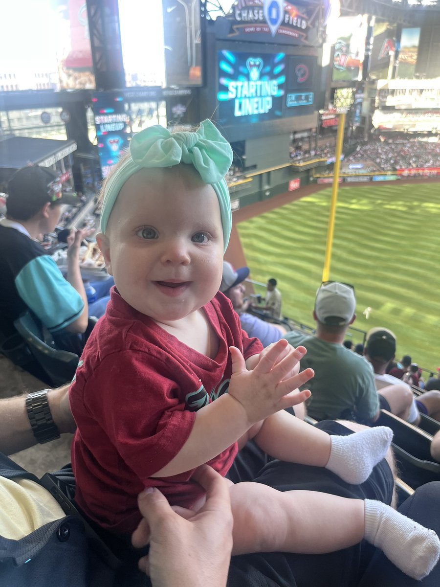 Baby’s 1st baseball game #whatafan <a href="/Dbacks/">Arizona Diamondbacks</a>