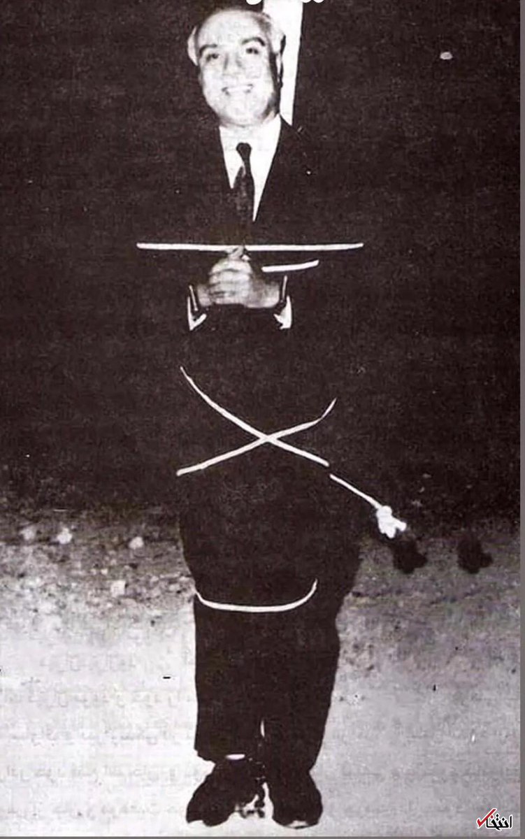 مـــو لُـــــــــرُم
--------------------------------------------------

من نه زیر دستِ "داریـوش" بوده ام..نه نوکرِ "اسکـندر"..و نه از امیرزادگانِ مغول فرمان برده ام..من فرزندِ جبالم..جبالِ بی گزند..جبالِ بی خلل..جبالِ آزاد..جبال لر.
پیکرِ پدرانم را در سفید دشت..تنِ بی جانِ