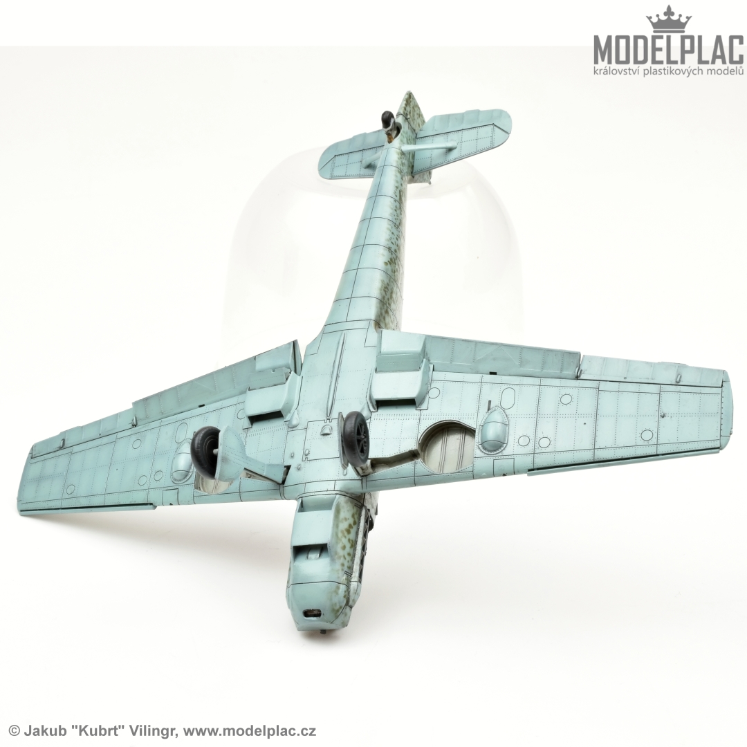 Jakub_Vilingr's tweet image. Tiny Bf 109 E-4 from Special Hobby in 1/72 scale have gloss coat and first enamel washes before decals application...