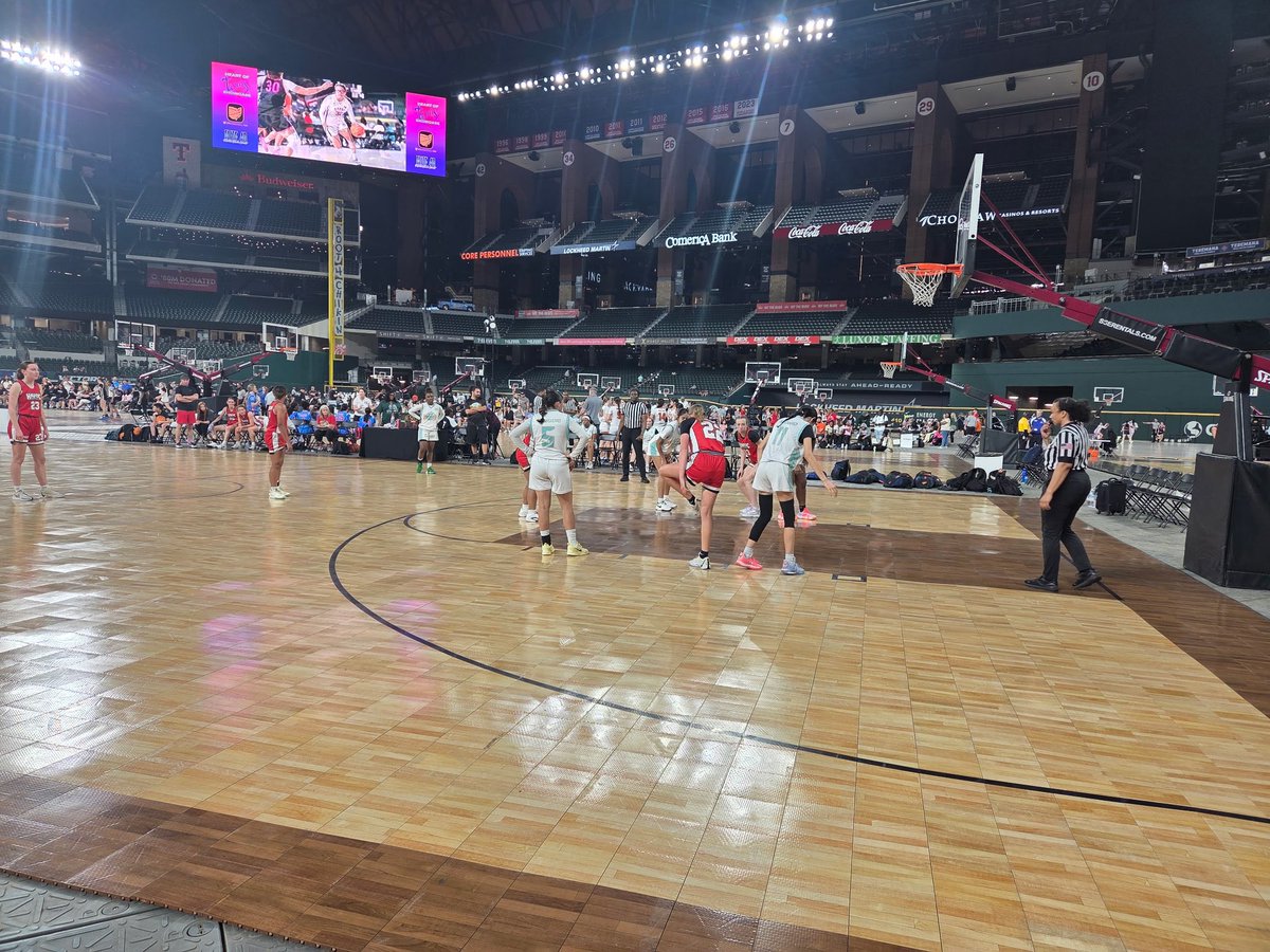 Havoc girls put on an absolute show in their first game @ Heart of Texas Tourney! They did exactly what they were built to do-lock down defense, create and score on fast transitions, and play with pure GRIT. We beat a toughHouston team 53-24. This group is seriously fun to watch!