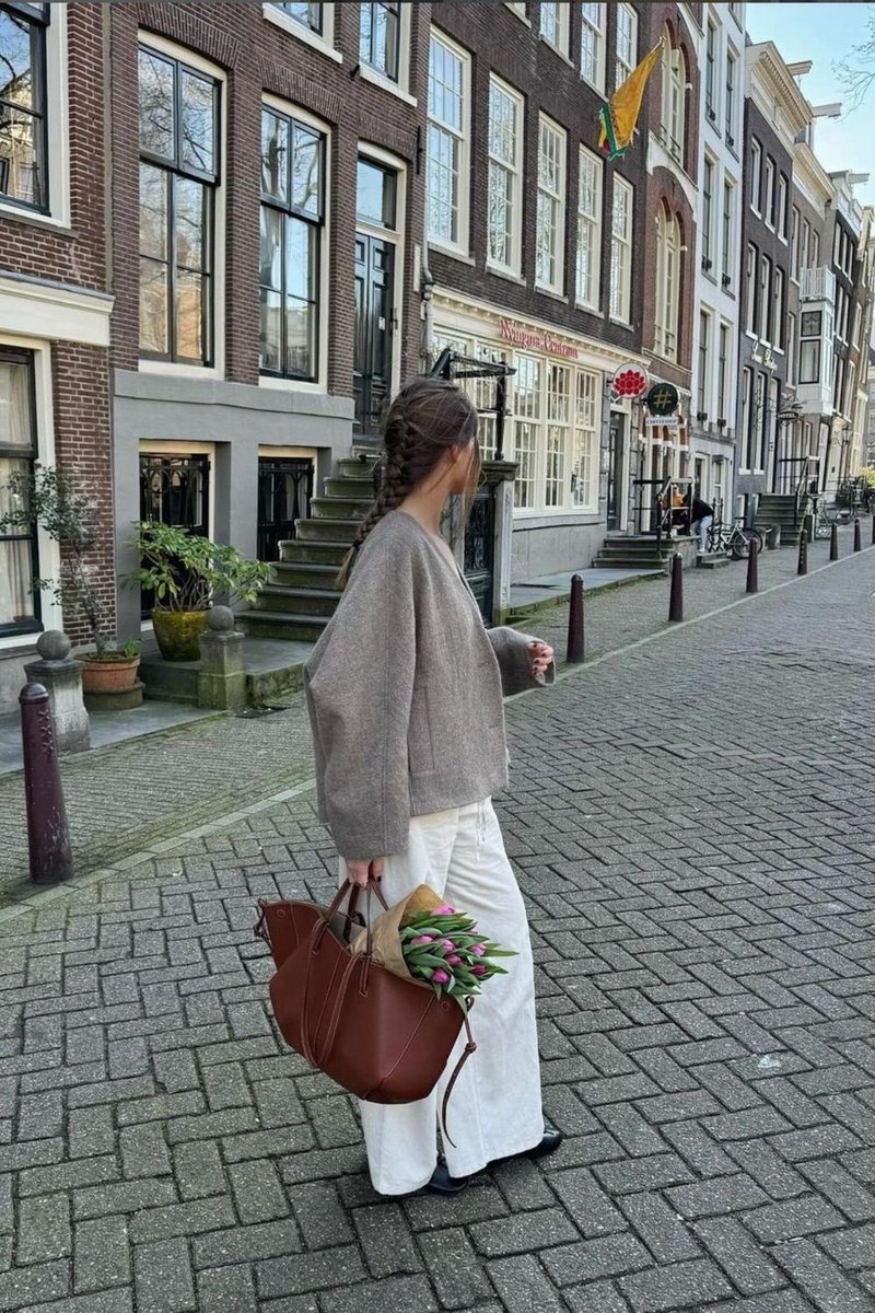 pradavante's tweet photo. you and me in amsterdam. you’re in? https://t.co/dLeWoDQNbc