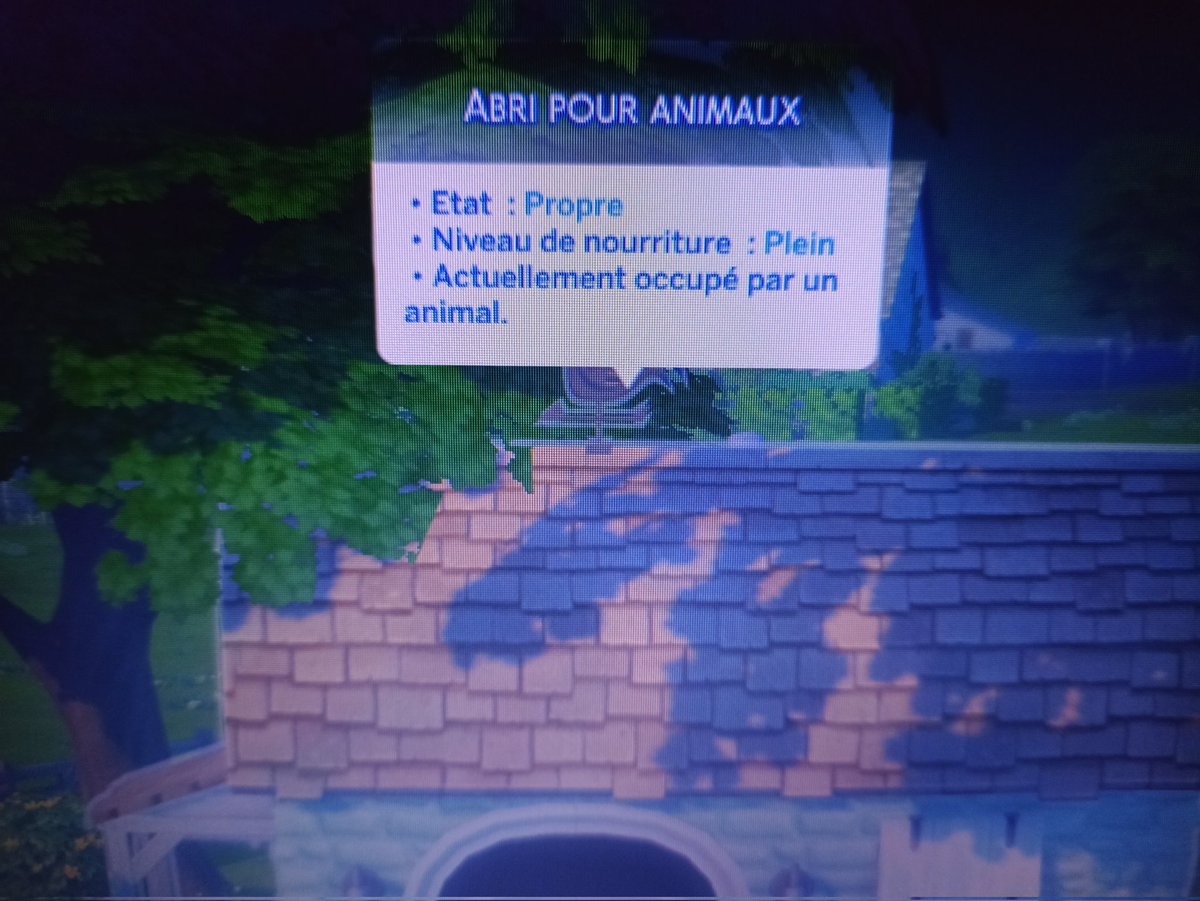 Miss8814's tweet photo. J'ai un problème avec l'abri de ma vache, elle est à l'intérieur et impossible de la sortir pour m'en occuper. J'ai réparé, supprimé les caches, retiré les modes rien n'y fait. Quelqu'un à la solution ?? 
@LesSims @LuniverSims https://t.co/4kmTjdsXbD