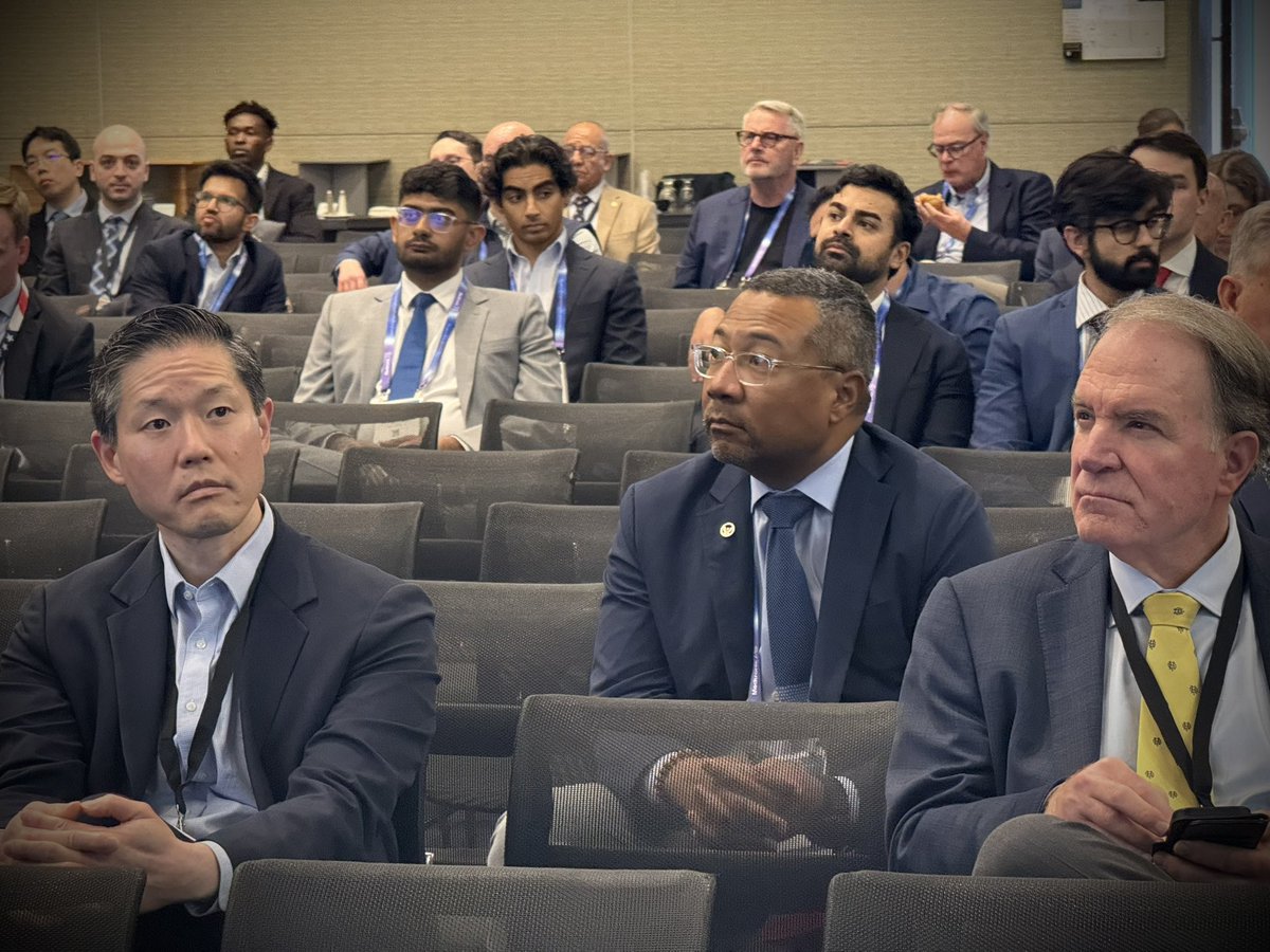 spinesection's tweet image. Happening now!
Which spinal procedures really work?
Join us for powerful insights from long-term follow-up data powered by the Quality Outcomes Database (QOD)!
Real-world evidence. Real impact.
#AANS2025 #SpineSurgery #QOD #Outcomes #Neurosurgery