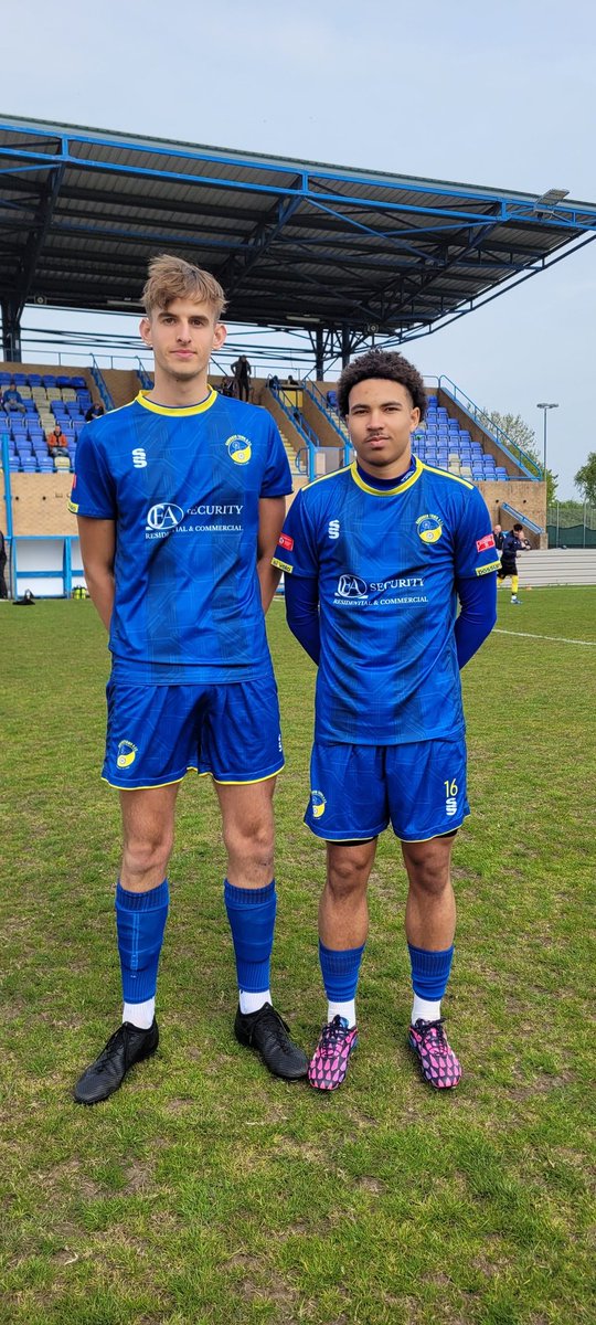 Excellent to see Charlie Fryer and Shane Silvester step up from <a href="/powelly_miller/">Powelly</a> U23s to make their senior debuts this afternoon. 👏