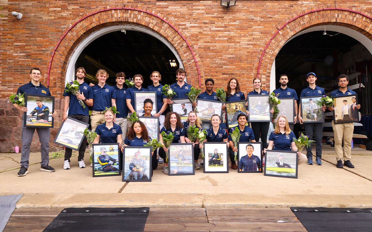 DrexelRowing's tweet image. Congratulations to all our seniors and congratulations to women’s rowing on bringing home the Kelly Cup. 🏆

#SeniorDay #FearTheDragon 🐉