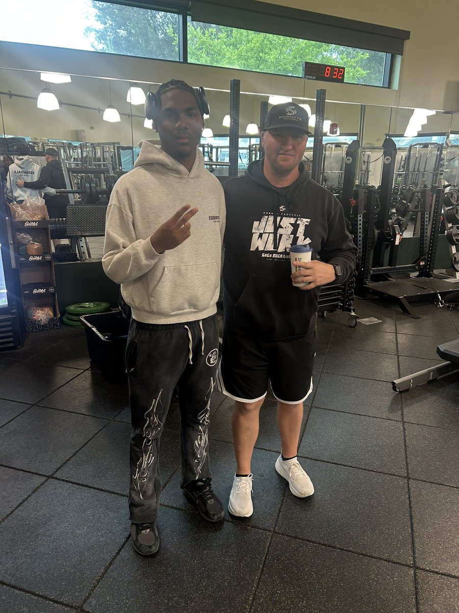 Devin Sandville (@d33vinn) on Twitter photo Extremely blessed to receive my first D1 offer from <a href="/CJPollard1/">C.J. Pollard</a> and <a href="/SacHornetsFB/">Sac State Football</a> .
<a href="/prowaytraining/">"THE PROWAY FAMILY"</a> <a href="/Rivals/">Rivals</a> <a href="/Coach_JacobP/">Jacob Porter</a> <a href="/BrandonHuffman/">Brandon Huffman</a> <a href="/GregBiggins/">Greg Biggins</a> <a href="/adamgorney/">Adam Gorney</a> <a href="/247recruiting/">247Sports Recruiting</a> <a href="/On3Recruits/">On3 Recruits</a> Extremely blessed to receive my first D1 offer from <a href="/CJPollard1/">C.J. Pollard</a> and <a href="/SacHornetsFB/">Sac State Football</a> .
<a href="/prowaytraining/">"THE PROWAY FAMILY"</a> <a href="/Rivals/">Rivals</a> <a href="/Coach_JacobP/">Jacob Porter</a> <a href="/BrandonHuffman/">Brandon Huffman</a> <a href="/GregBiggins/">Greg Biggins</a> <a href="/adamgorney/">Adam Gorney</a> <a href="/247recruiting/">247Sports Recruiting</a> <a href="/On3Recruits/">On3 Recruits</a>