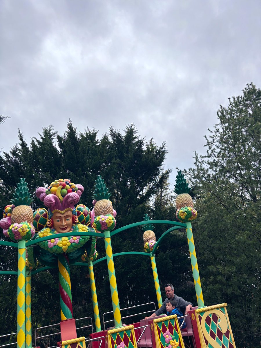 its_gp_angella's tweet image. finally a view of el toro with nothing in the background, and no sky ride to get in the way either ‼️ (also we tangoed)