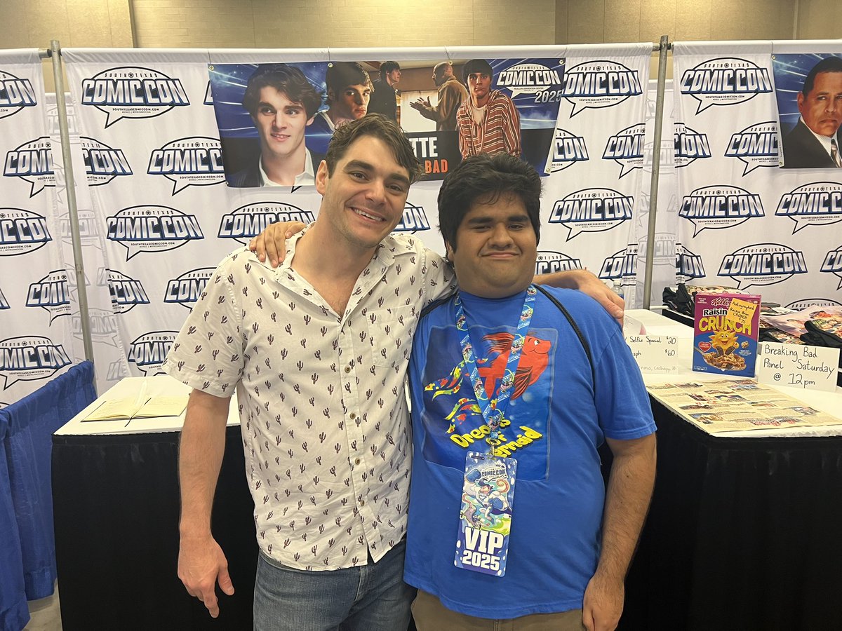 AaronAbarc45602's tweet photo. Thank you @RjMitte and Dreams of Mermaid Forever #rjmitte https://t.co/wQY17xlmcZ